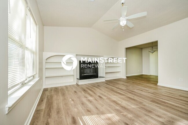 Building Photo - 3 Bedroom Pet-Friendly Home in STOCKBRIDGE, GA with Main Street Renewal