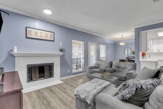 Building Photo - 8600 Coppertowne Ln