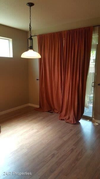 Building Photo - 3 br, 3.5 bath House - 355 NE 7TH PL