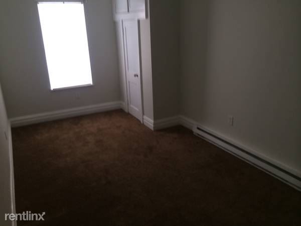 Building Photo - 2 br, 1 bath Apartment - 1530 3rd Ave Apt 1