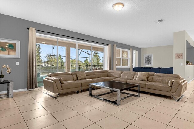 Building Photo - 9031 Sunshine Ridge Loop