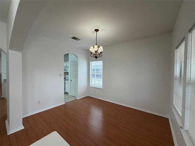 Building Photo - 9403 Brandts Wood St