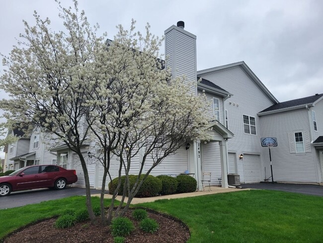 Building Photo - 2492 Dickens Dr