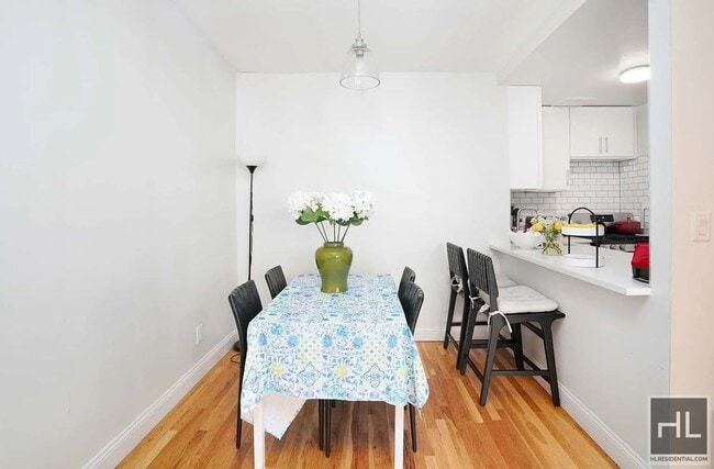 Building Photo - VERONICA PLACE