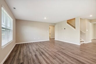 Building Photo - 667 Marsh Aster Dr