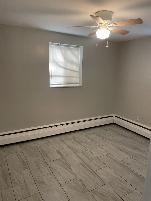 Building Photo - 4865 Cadieux Rd