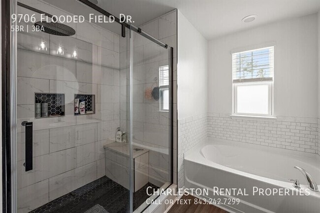 Foto del edificio - 9706 Flooded Field Dr
