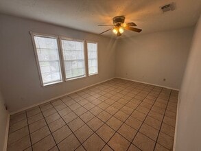 Building Photo - 3105 Oak Rock