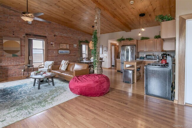 Foto del edificio - 31 Main St