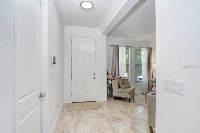 Foto del edificio - 8012 Red Orchard Ct