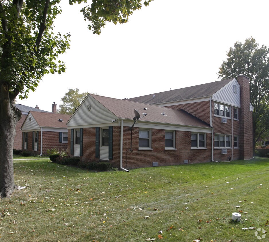 Building Photo - 1337 Woodview Ln