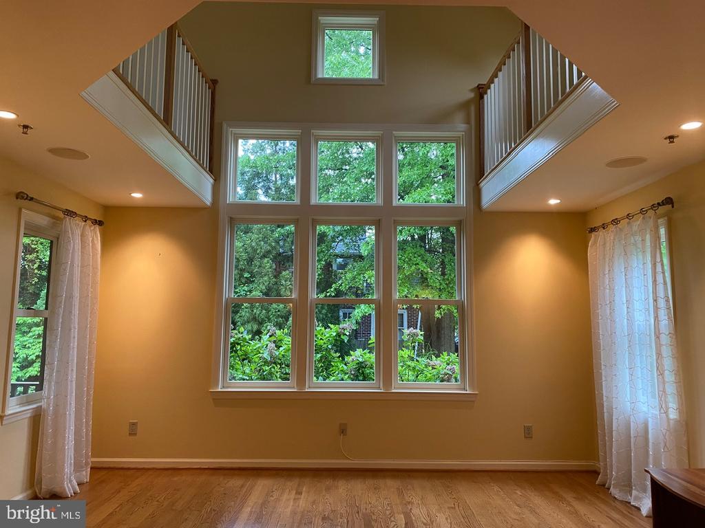 Foto principal - 108 E Park Pl