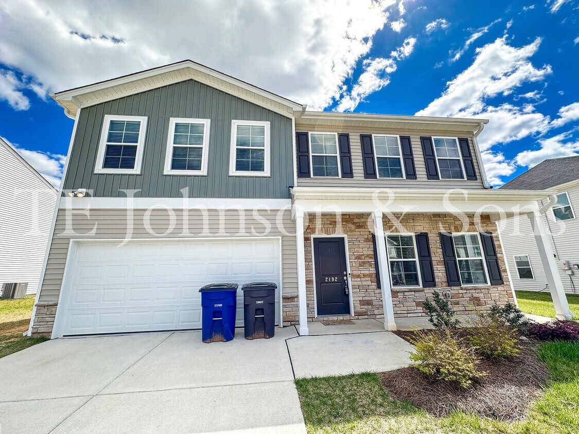 Foto principal - 2192 Ever Chase Ct