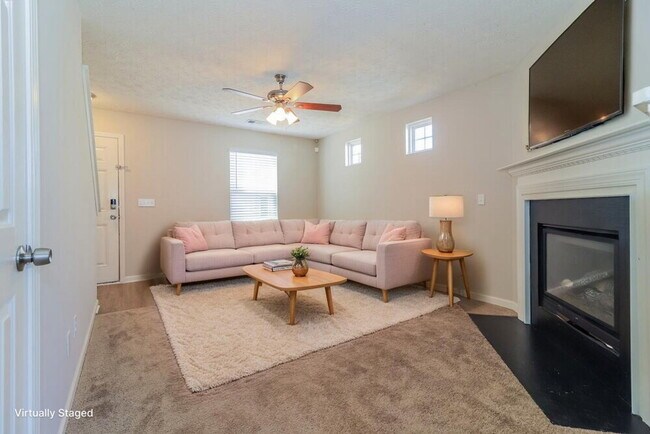 Foto del edificio - 141 Oak Grove Pl