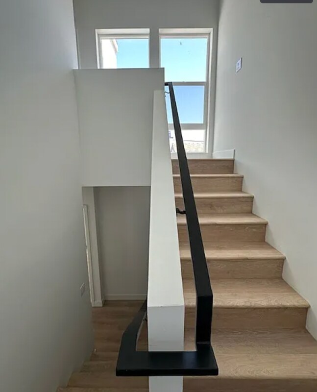 Foto del edificio - 4594 Harbinson Ave