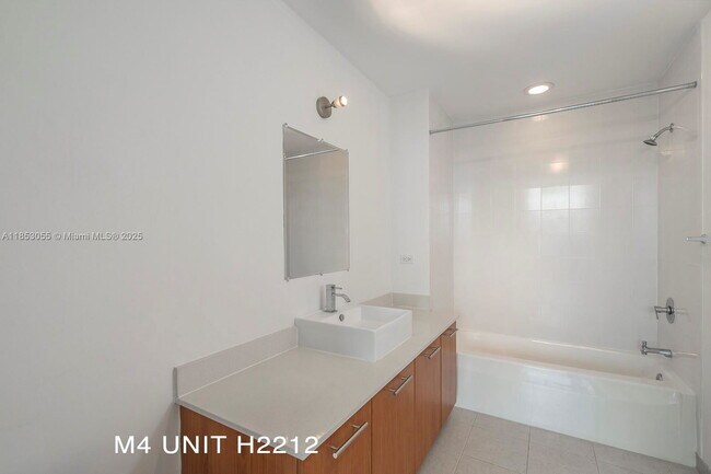 Foto del edificio - 3301 NE 1st Ave