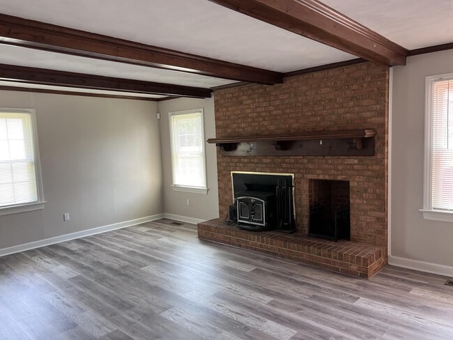 Building Photo - 1193 Red Mill Blvd