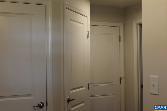 Building Photo - 1135 Sunset Ave Ext