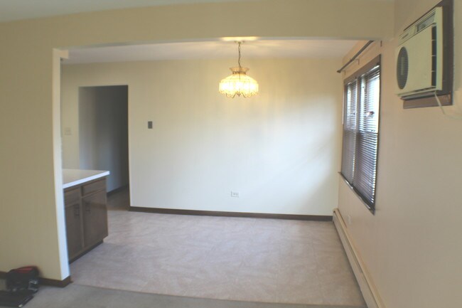 Building Photo - 4513 Park Ave