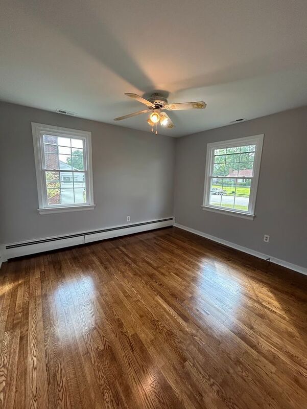 Building Photo - 4707 Greenleigh Rd