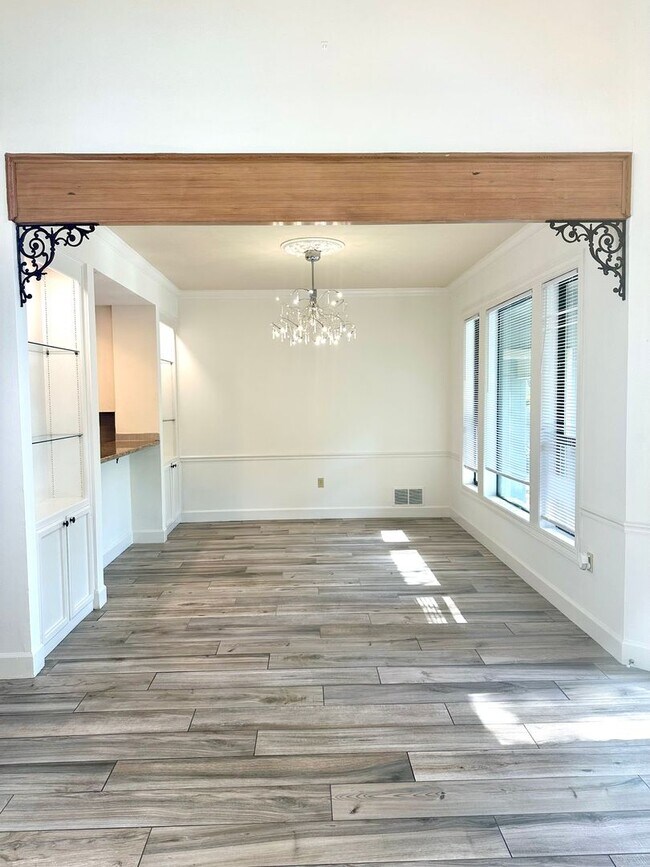 Foto del edificio - White Oak Common 3BR 2 1/2BA