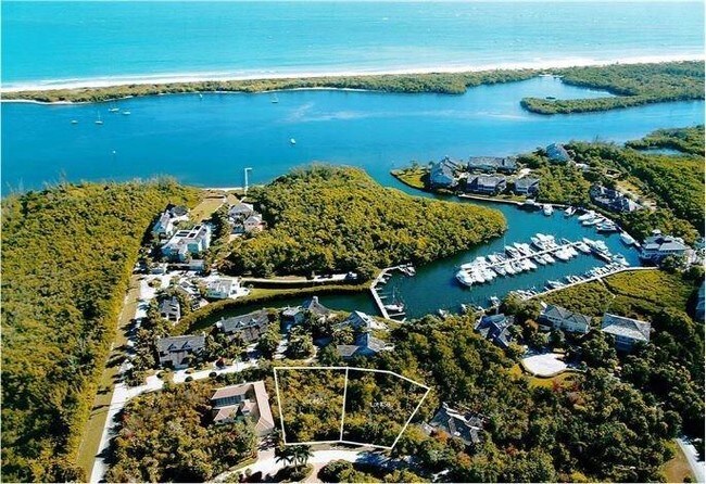 Building Photo - 7758 SE Loblolly Bay Dr