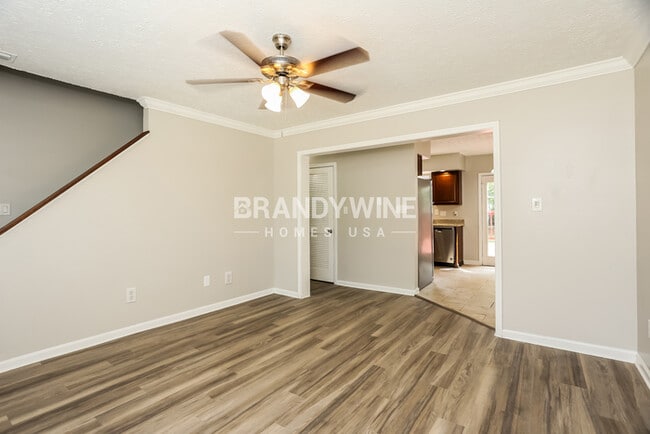 Foto del edificio - 3712 Forest Blvd