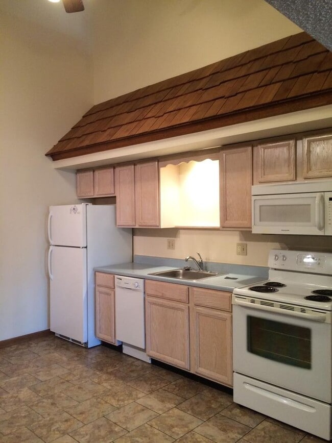 Foto del edificio - 2-Story, One Bedroom Loft Townhome AVAILABLE JUNE 2026 - Wernersville, PA
