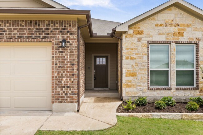 Foto del edificio - 8110 Bridgepointe Dr