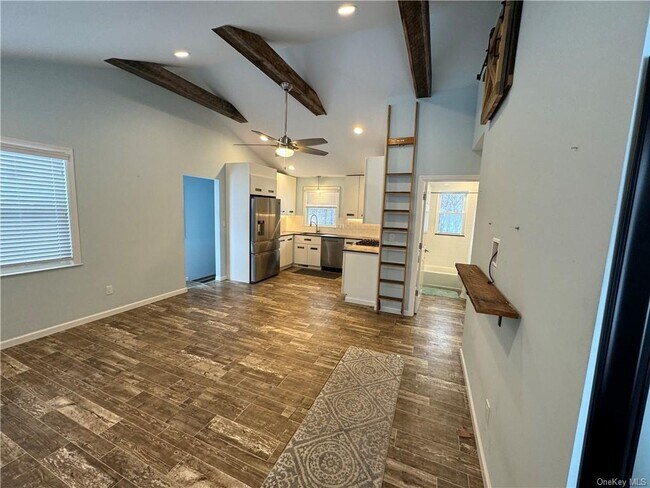 Foto del edificio - 317 Overlook Ct