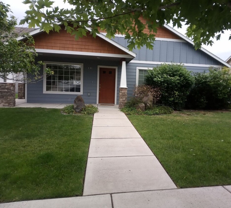 1803 Clearview Point Dr, Lewiston, ID 83501 House Rental in Lewiston