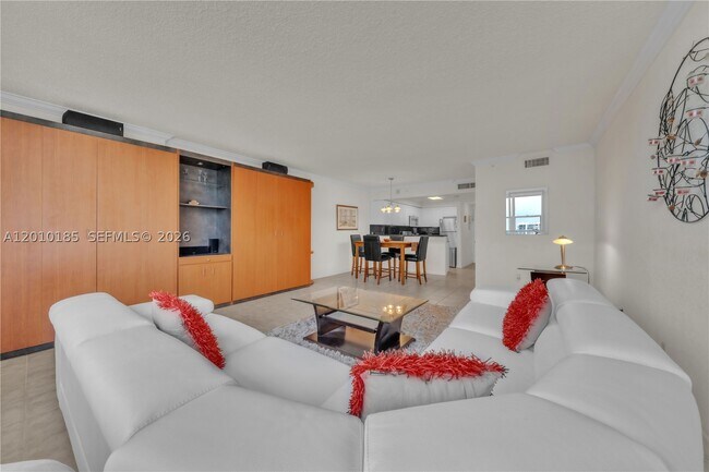 Foto del edificio - 2501 S Ocean Dr