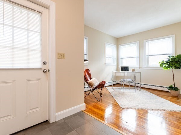 Foto del edificio - 284 Melrose St