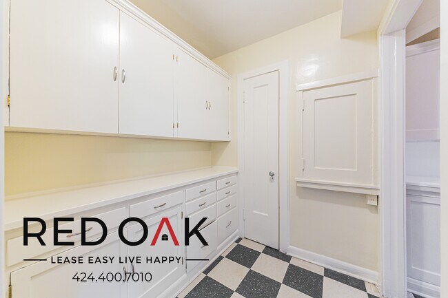 Foto del edificio - 3278 Wilshire Blvd