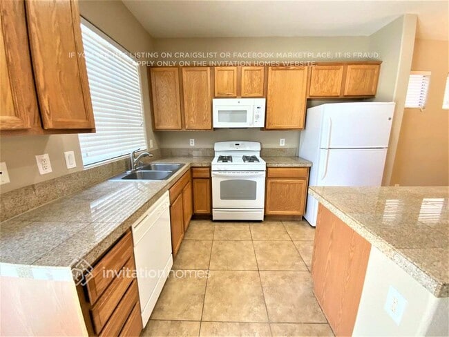 Building Photo - 739 Tree Vista Ct