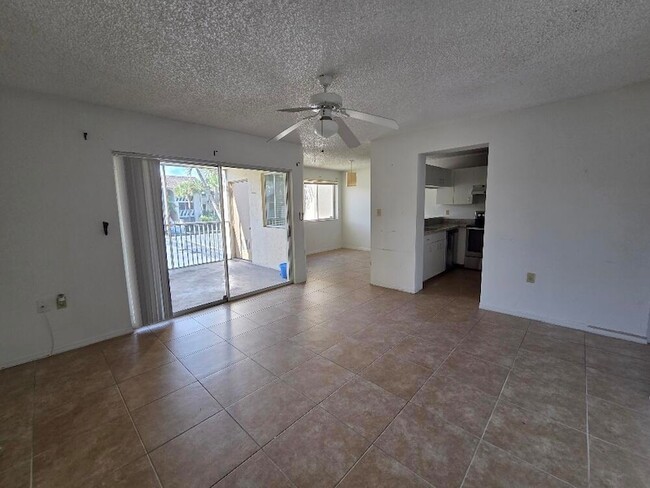 Building Photo - 19205 Glenmoor Dr