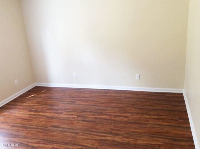 Building Photo - 6273 Branch Hill Cir