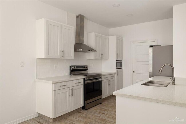 Foto del edificio - 524 Oak Ridge St