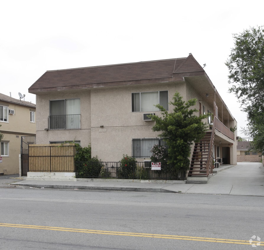 5808 Tujunga Ave, North Hollywood, CA 91601 Apartments in North Hollywood, CA