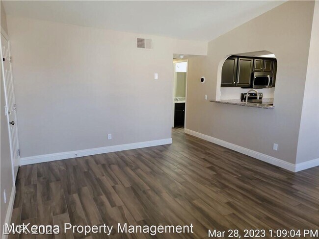 Building Photo - 2 br, 2 bath House - 1811 Bluegill Way Uni...