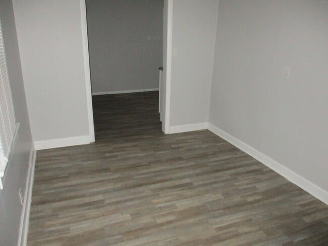 Building Photo - COMING SOON! Ranch Style 2 Bedroom!!