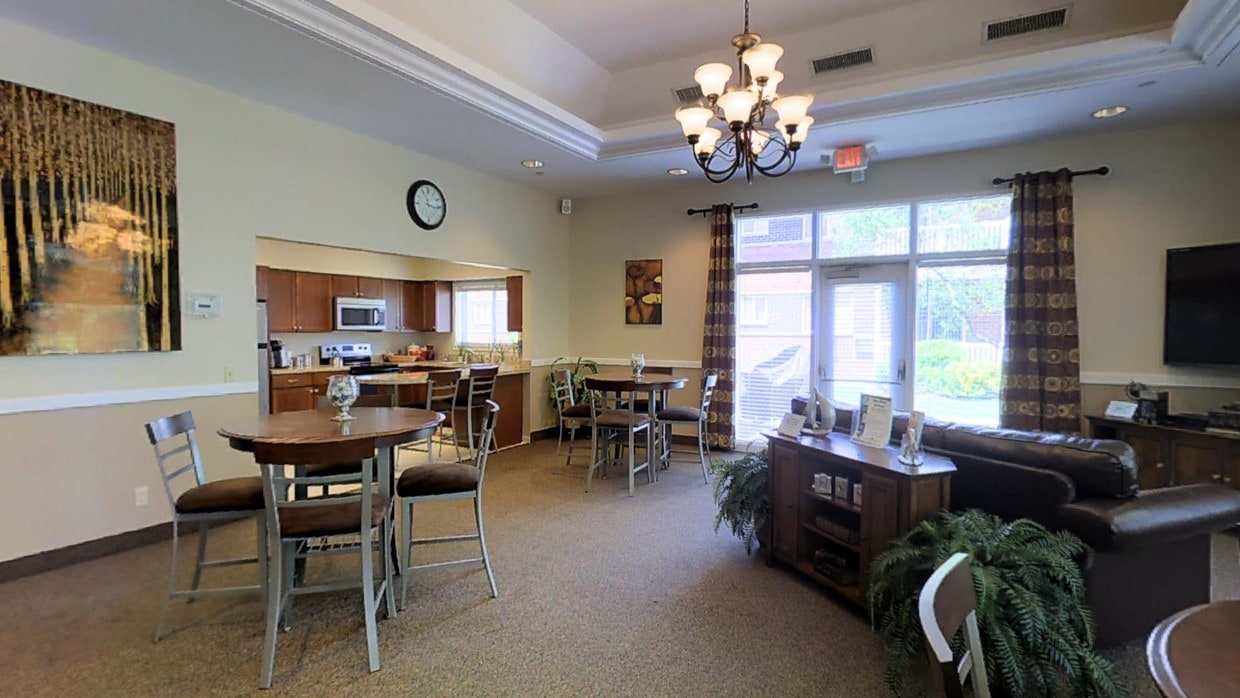 Photo - Fairfield Courtyard at Lake Grove Apartments