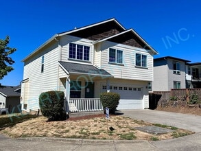 Building Photo - 1111 SW 6th Way
