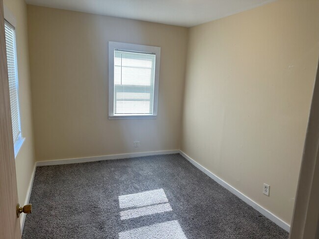 Foto del edificio - 8807 W Becher St