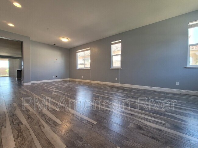 Building Photo - 10456 Siltstone Way