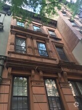 Building Photo - 316 W 83rd St