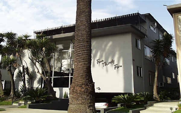 Foto del edificio - 435 N Palm Dr