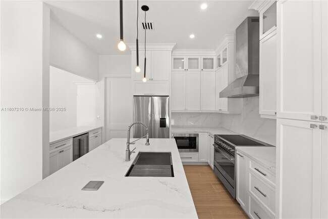 Foto del edificio - 1213 Andora Ave