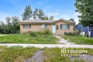 Building Photo - 2509 Lelaray St