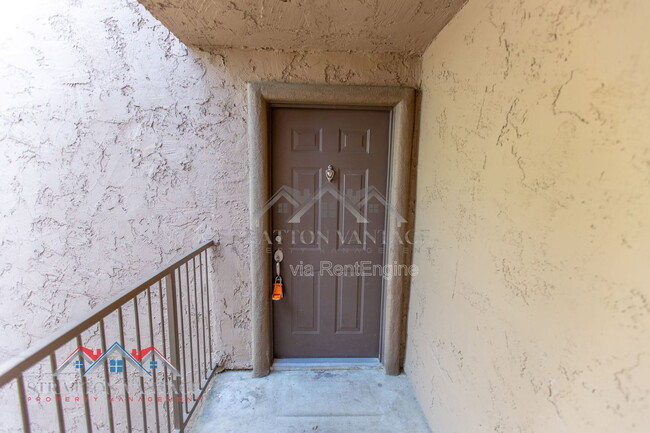 Building Photo - 8260 E Arabian Trl